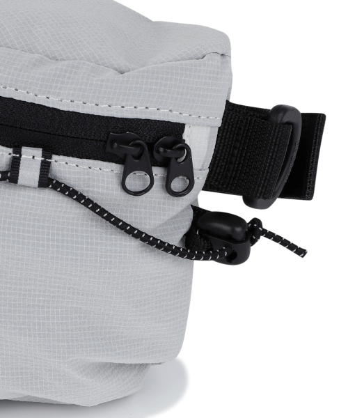 BROWNBREATH(ブラウンブレス)の「TAG HIP SACK - WHITE(メッセンジャーバッグ・レディース・その他・ONE)」の5枚目の写真