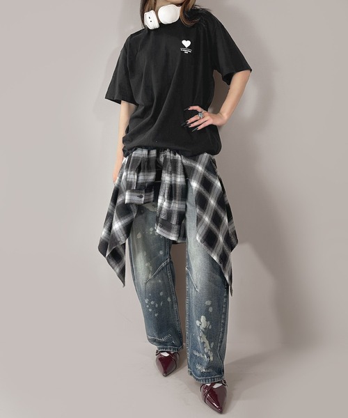 MATU:TA(マトゥータ)の「【トレンドデニム】アイレットウォッシュドバルーンデニム / デザインデニム ハトメ ウォッシュド ダメージ 刺繍 リング ハトメ カジュアル グランジ 海外ガール ワイド カーブ ヴィンテージ ストリート(デニムパンツ・レディース・ブルー・FREE)」の13枚目の写真