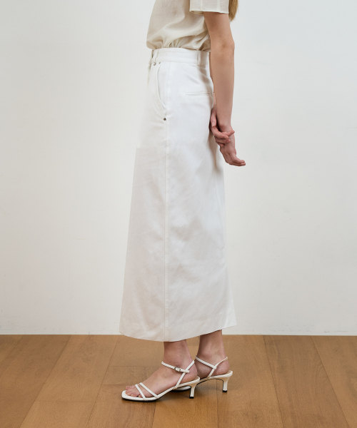 DEHEVE（デヘヴェ）の「Minimal Cotton Long Skirt [Ivory]（スカート・レディース・アイボリー・SMALL/MEDIUM）」の5枚目の写真