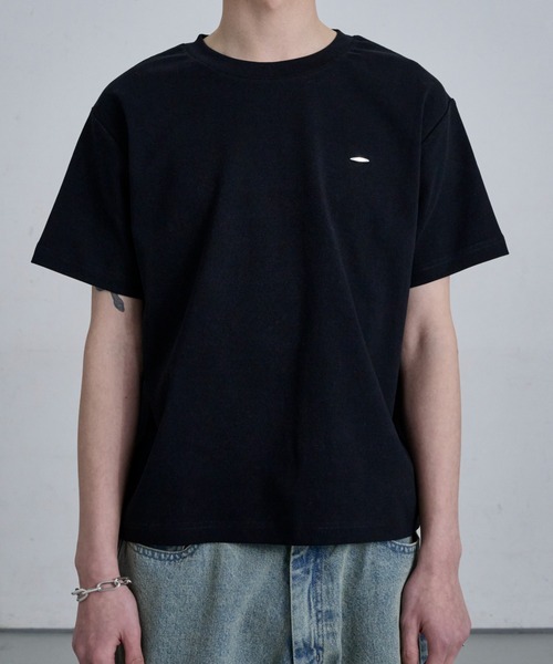 THE CLE(ザクレ)の「TIGHT T-SHIRTS / タイトTシャツ(Tシャツ/カットソー・メンズ・ホワイト/ブラック・1/2)」の1枚目の写真