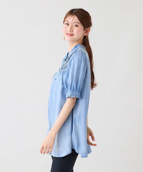 Rose Tiara（ローズティアラ）の「2.5オンスデニム軽やかブラウス（シャツ/ブラウス・レディース・ネイビー/ブルー・38/42/46）」の4枚目の写真