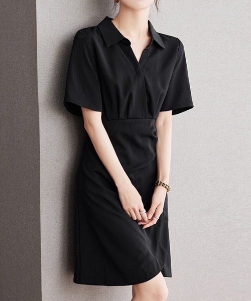 LUCPY(ラクピー)の「ウエストタックポロカラーワンピース(ワンピース・レディース・イエロー/ブラック・X-LARGE/LARGE/MEDIUM/SMALL)」の1枚目の写真