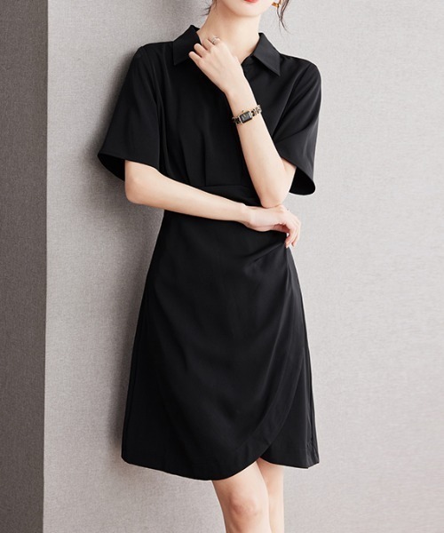 LUCPY(ラクピー)の「ウエストタックポロカラーワンピース(ワンピース・レディース・イエロー/ブラック・X-LARGE/LARGE/MEDIUM/SMALL)」の4枚目の写真