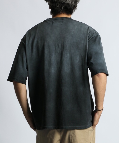 Russell Athletic(ラッセルアスレティック)の「〔BLACK LABEL〕"A-PACK" RUSSELL ATHLETIC GARMENT DYE TEE :ラッセルアスレティック別注 ガーメントダイTEE / 製品染め / ヴィンテージ加工(Tシャツ/カットソー・メンズ・スミクロ/パープル/グレイッシュブルー・MEDIUM/X-LARGE/LARGE)」の15枚目の写真