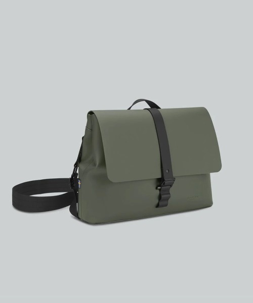 GASTON LUGA(ガストンルーガ)の「GASTON LUGA/ガストンルーガ/Splash Crossbody Large 14"(ボディバッグ/ウエストポーチ・レディース・ブラック/グレー/オリーブ・F)」の6枚目の写真