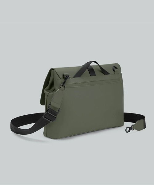 GASTON LUGA(ガストンルーガ)の「GASTON LUGA/ガストンルーガ/Splash Crossbody Large 14"(ボディバッグ/ウエストポーチ・レディース・ブラック/グレー/オリーブ・F)」の5枚目の写真