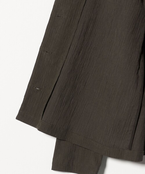 UNITED ARROWS(ユナイテッドアローズ)の「クレープ シャツ ジャケット ‐ウォッシャブル‐(テーラードジャケット・レディース・ブラック/ダークブラウン・FREE)」の4枚目の写真