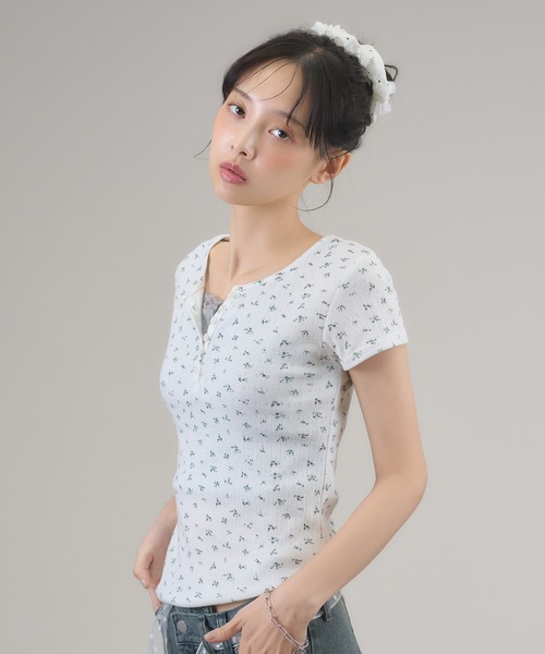 apres jour mignon（アプレジュールミニョン）の「ヘンリーリブTトップス（Tシャツ/カットソー・レディース・ネイビー/杢グレー/ホワイト系その他/ブルー/ブラウン系その他/オフホワイト/レッド・LARGE/フリー）」の14枚目の写真