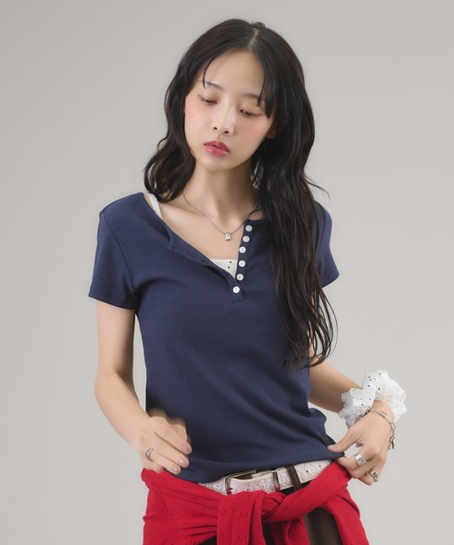 apres jour mignon（アプレジュールミニョン）の「ヘンリーリブTトップス（Tシャツ/カットソー・レディース・ネイビー/杢グレー/ホワイト系その他/ブルー/ブラウン系その他/オフホワイト/レッド・LARGE/フリー）」の20枚目の写真