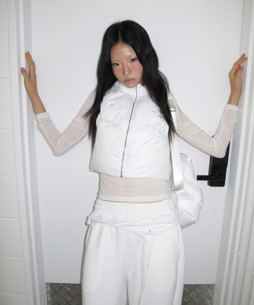 41PRAY(サイルプレイ)の「Pray Puff Vest / White(ダウンベスト・レディース・ホワイト・OS)」の3枚目の写真