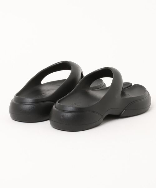 emmi（エミ）の「【PAES】New Flipflop（サンダル・レディース・ブラック・23/24）」の2枚目の写真