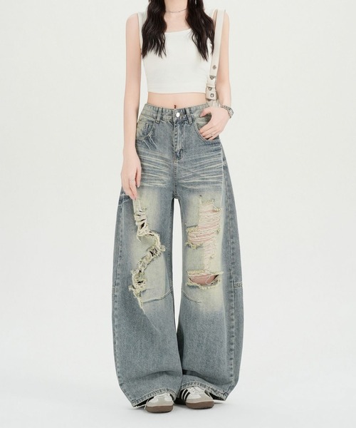 LUCPY(ラクピー)の「ダメージウォッシュワイドデニムパンツ(デニムパンツ・レディース・ブルー・LARGE/MEDIUM/SMALL/X-LARGE)」の2枚目の写真