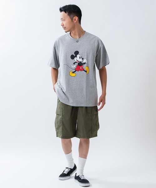 MICKEY MOUSE（ミッキーマウス）の「【MICKEY MOUSE】ミッキーマウス オーバーサイズ 半袖Ｔシャツ（Tシャツ/カットソー・メンズ・グレー/ホワイト系/ホワイト/ネイビー系・LARGE/MEDIUM/X-LARGE）」の9枚目の写真
