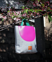 RNMS（アールエヌエムエス）の「TOTEBAG 大阪2 (YELLOW ストラップ提供)（トートバッグ）」