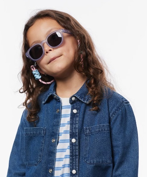 IZIPIZI（イジピジ）の「KIDS 5-7 #C（サングラス・キッズ・ベージュ/ネイビー/ブラウン/オリーブ/ピンク/ラベンダー/ライトイエロー/チェリーレッド・FREE）」の5枚目の写真
