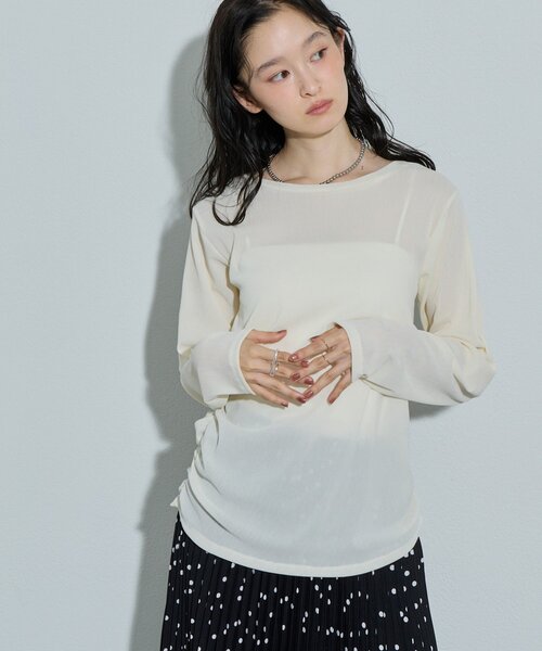 DISCOAT(ディスコート)の「【Noka】フロッキーメッシュサイドギャザープルオーバー《WEB限定》(Tシャツ/カットソー・レディース・ブラウン/ブラック/オフホワイト・FREE)」の2枚目の写真