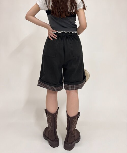 w closet(ダブルクローゼット)の「折り返しハーフパンツ(その他パンツ・レディース・ブラック/ブラウン/ブルー・SMALL/MEDIUM)」の4枚目の写真