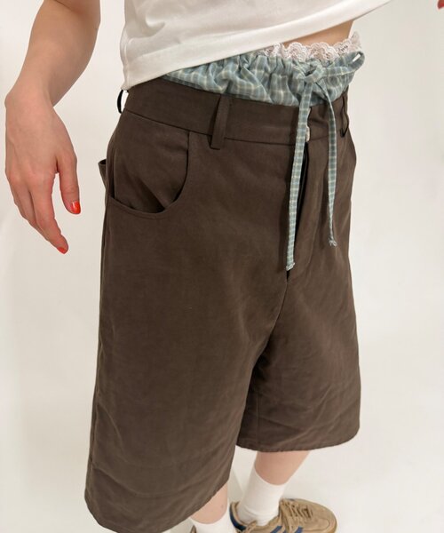 w closet(ダブルクローゼット)の「折り返しハーフパンツ(その他パンツ・レディース・ブラック/ブラウン/ブルー・SMALL/MEDIUM)」の9枚目の写真