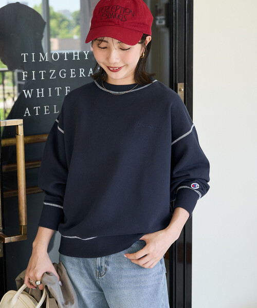 FREAK'S STORE(フリークスストア)の「限定展開 Champion × FREAK'S STORE/チャンピオン 別注 配色 ステッチ クルーネック スウェット(スウェット・レディース・ライトグレー/ブラック/レッド/ネイビー/グレー・フリ-)」の22枚目の写真