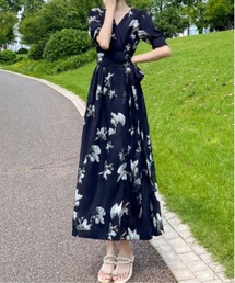 ウエストリボンVネック花柄ワンピース