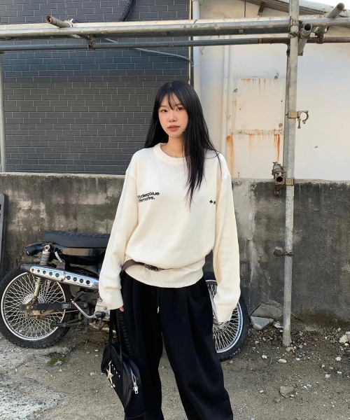 mydeepbluememories(マイディープブルーメモリーズ)の「(NT) MM SYMBOL LOGO KNIT (IVORY)(ニット/セーター・レディース・その他・FREE)」の3枚目の写真