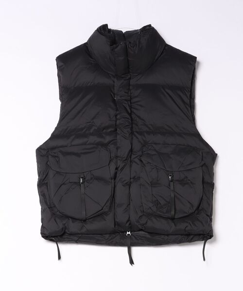MAISON CLUB(メゾンクラブ)の「【MAISON CLUB】Tech Backpacker Down Vest / テックバックパッカーダウンベスト SNF(ダウンベスト・メンズ・ブラック/グリーン・M/L)」の1枚目の写真