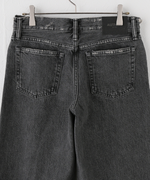 Spick & Span(スピックアンドスパン)の「AUTHEN / オーセン LAUREL WIDE BK(デニムパンツ・レディース・チャコールグレー・27/25)」の9枚目の写真