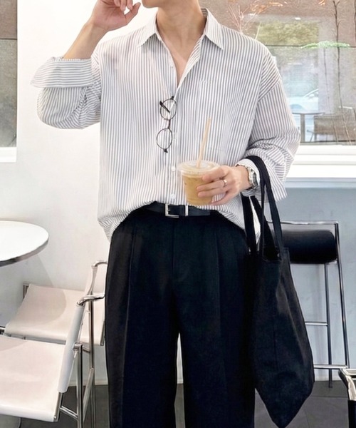 Otte(オッテ)の「ピンストライプルーズシャツ(シャツ/ブラウス・メンズ・ホワイト/ブルー・MEDIUM/LARGE)」の6枚目の写真