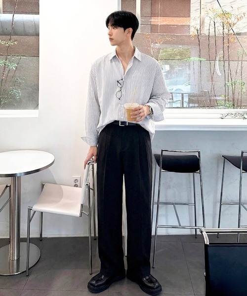 Otte(オッテ)の「ピンストライプルーズシャツ(シャツ/ブラウス・メンズ・ホワイト/ブルー・MEDIUM/LARGE)」の9枚目の写真