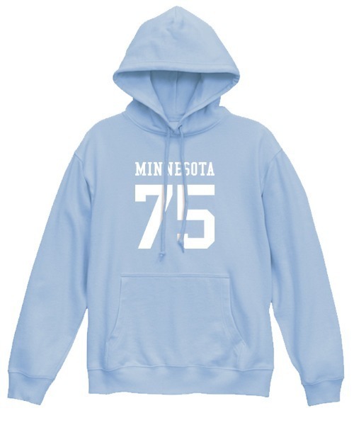 Ol' Basics(オールベーシックス)の「Ol' Basics(オール・ベーシックス) プルパーカー スウェット MINNESOTA ロゴ ナンバリング プリント 裏毛 トップス メンズ ユニセックス(パーカー・メンズ・インディゴブルー/サックスブルー/スミクロ/バーガンディー・M/L/XL)」の1枚目の写真