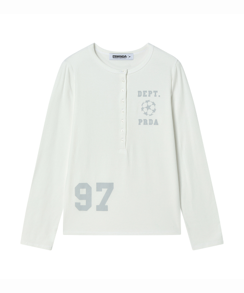 PRENDA(プレンダ)の「DEPT NUMBERING ヘンリー長袖Tシャツ ホワイト(Tシャツ/カットソー・レディース・その他・FREE)」の4枚目の写真