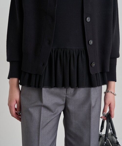 LOUNGEDRESS(ラウンジドレス)の「《レイヤードアイテム》ペプラムインナーカットソー(キャミソール・レディース・ブラック/オフホワイト・FREE)」の15枚目の写真