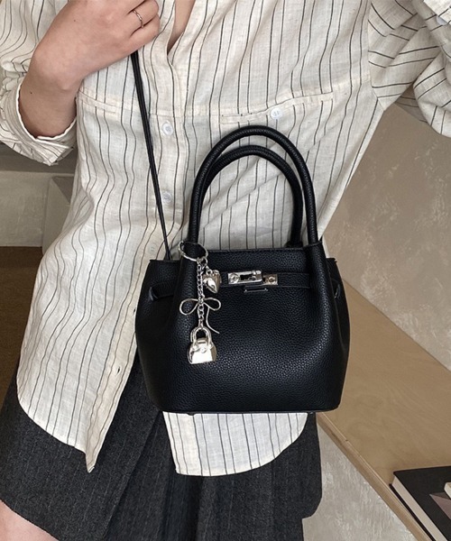 ReRe(リリ)の「2wayベルトデザインミニハンドバッグ(ハンドバッグ・レディース・ピンク/カーキ/ブラック/ダークブラウン/オフホワイト・FREE)」の22枚目の写真