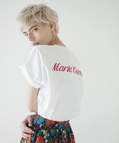 Banner Barrett(バナーバレット)の「エンブロイダリー オーバーサイズTシャツ(Tシャツ/カットソー・レディース・ブラック/ホワイト/ブラウン・38)」の2枚目の写真