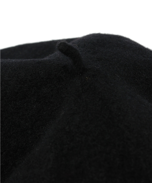SHIPS for women(シップスフォーウィメン)の「WOOL BERET(ハンチング/ベレー帽・レディース・チャコールグレー/ブラック/キャメル/レッド/サンドベージュ/ネイビー・ONE SIZE)」の8枚目の写真