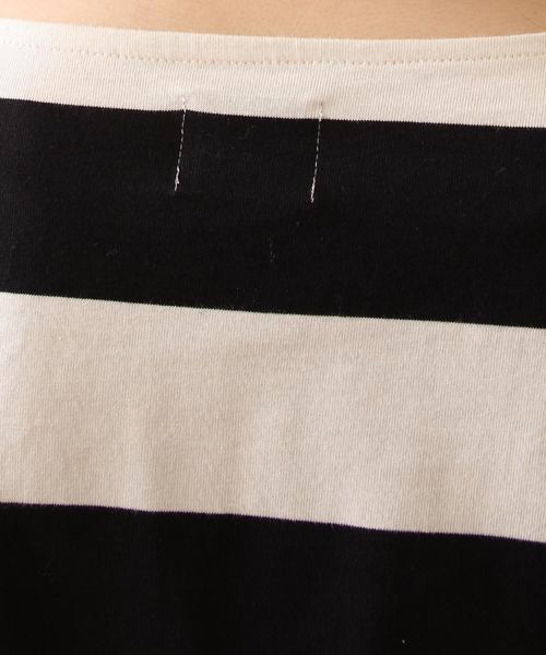 coen（コーエン）の「【新色:ベージュ/ネイビー登場・大人気・復刻】ワイドボーダーボートネックカットソー（ブラック、ライトブルー⇒WEB限定カラー（Tシャツ/カットソー・レディース・ブラック/ブラウン/ダークグリーン/ライトブルー/ネイビー/ベージュ・MEDIUM/LARGE）」の14枚目の写真