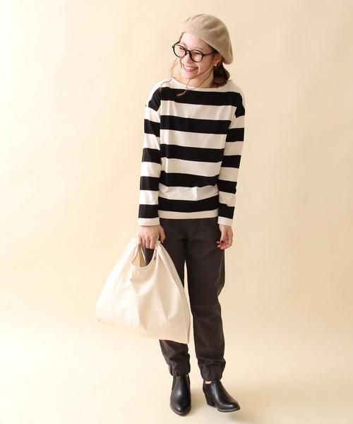 coen（コーエン）の「【新色:ベージュ/ネイビー登場・大人気・復刻】ワイドボーダーボートネックカットソー（ブラック、ライトブルー⇒WEB限定カラー（Tシャツ/カットソー・レディース・ブラック/ブラウン/ダークグリーン/ライトブルー/ネイビー/ベージュ・MEDIUM/LARGE）」の16枚目の写真