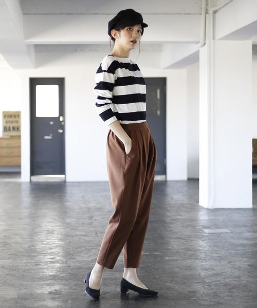 coen（コーエン）の「【新色:ベージュ/ネイビー登場・大人気・復刻】ワイドボーダーボートネックカットソー（ブラック、ライトブルー⇒WEB限定カラー（Tシャツ/カットソー・レディース・ブラック/ブラウン/ダークグリーン/ライトブルー/ネイビー/ベージュ・MEDIUM/LARGE）」の22枚目の写真