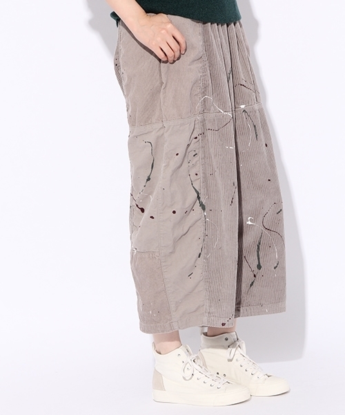 niko and...（ニコアンド）の「3種ハギハギコールパンツ【niko and ...】（その他パンツ・レディース・ライトグレー/ネイビー/グリーン/キャメル/ラベンダー・4/3）」の2枚目の写真