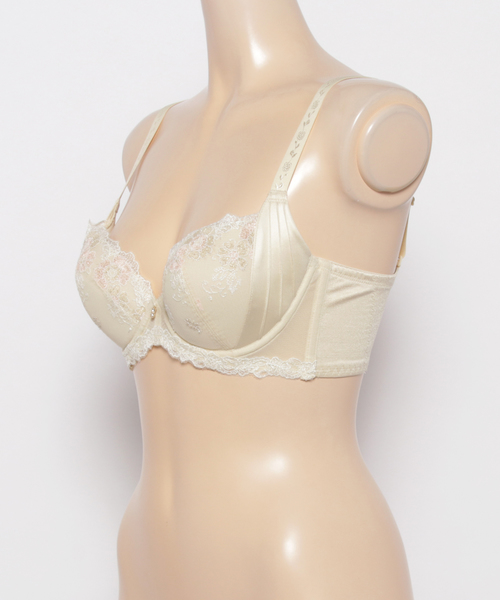 Triumph(トリンプ)の「天使のブラ スリムライン454 ブラジャー2【DEFカップ】TR454 WHU2(ブラジャー・レディース・クリーム・D65/D70/D75/E65/E70/E75/F70/F75/D80/E80/E85/D85)」の3枚目の写真