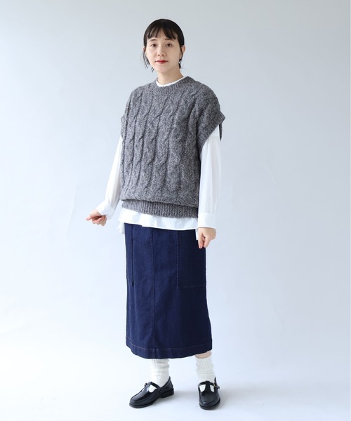 yuni(ユニ )の「△≪WEB限定≫ ムラ糸デニム タイトスカート(デニムスカート・レディース・サックスブルー/ネイビー・FREE)」の11枚目の写真