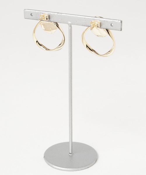 Fun & Daily(ファンアンドデイリー)の「F&D : サークルデザインピアス(ピアス(両耳用)・レディース・シルバー/ゴールド・FREE)」の3枚目の写真