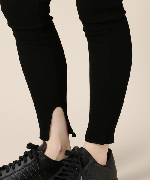 BEAUTY&YOUTH UNITED ARROWS（ビューティーアンドユースユナイテッドアローズ）の「BY ドライテレコスリットスパッツ o（レギンス/スパッツ・レディース・ブラック/ナチュラル/ライトグレー・FREE）」の14枚目の写真