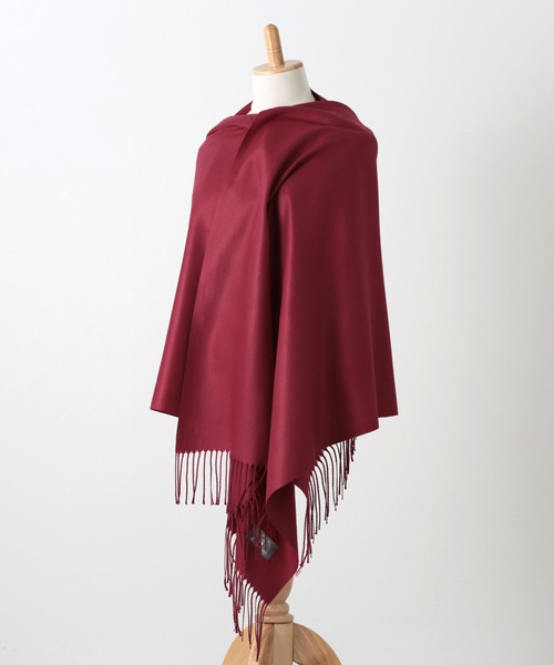 Jubilee Fabric（ジュビリーファブリック）の「大判ストール　スムースマテリアル（ストール/ショール・レディース・レッド/キャメル/ワイン/バーガンディー/ベージュ/マスタード/ピンク/ライトピンク/ホワイト/オフホワイト/アイボリー/ダークベージュ/チェリーピンク・FREE）」の19枚目の写真