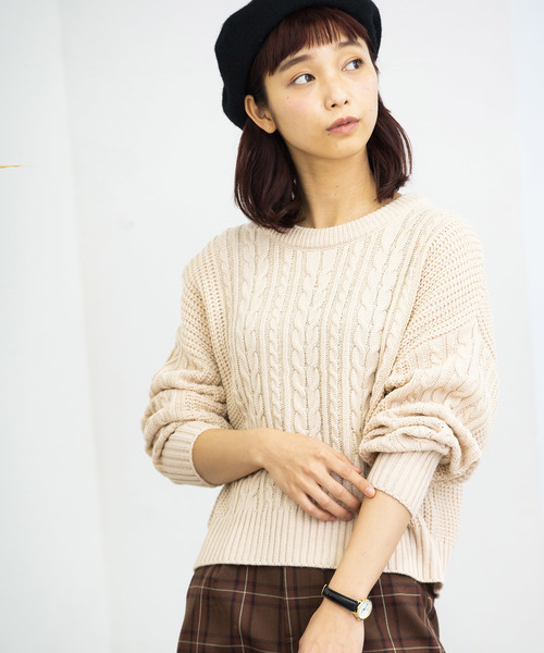 WEGO（ウィゴー）の「WEGO/ケーブルニット（ニット/セーター・レディース・ダークグリーン/ブラウン/アイボリー/マスタード/杢グレー/ライトピンク/ワイン/ライトベージュ/パープル・FREE）」の4枚目の写真