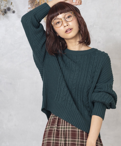 WEGO（ウィゴー）の「WEGO/ケーブルニット（ニット/セーター・レディース・ダークグリーン/ブラウン/アイボリー/マスタード/杢グレー/ライトピンク/ワイン/ライトベージュ/パープル・FREE）」の5枚目の写真