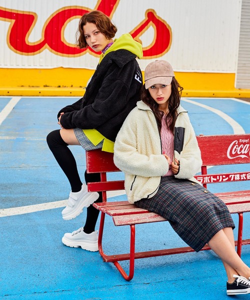 WEGO（ウィゴー）の「WEGO/ケーブルニット（ニット/セーター・レディース・ダークグリーン/ブラウン/アイボリー/マスタード/杢グレー/ライトピンク/ワイン/ライトベージュ/パープル・FREE）」の12枚目の写真