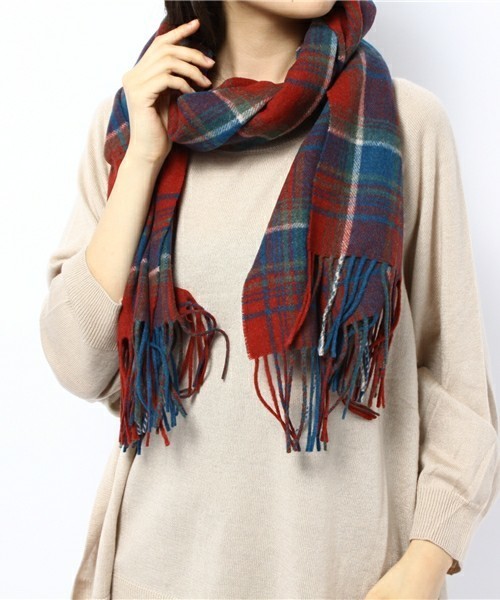 coen（コーエン）の「ウールチェックストール（ストール/ショール・レディース・ナチュラル/レッド/ダークグリーン/ライトブルー/ダークブラウン・フリー）」の5枚目の写真