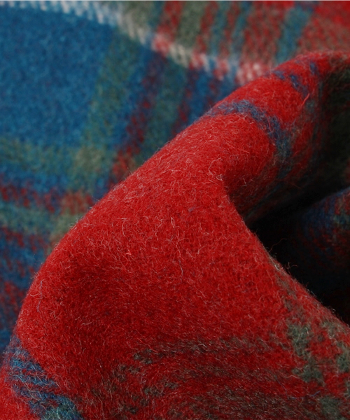 coen（コーエン）の「ウールチェックストール（ストール/ショール・レディース・ナチュラル/レッド/ダークグリーン/ライトブルー/ダークブラウン・フリー）」の8枚目の写真