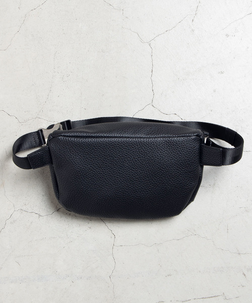 CONVERSE（コンバース）の「WEGO/CONVERSEフェイクレザーボディバッグ（ショルダーバッグ・レディース・ホワイト/ブラック・FREE）」の17枚目の写真